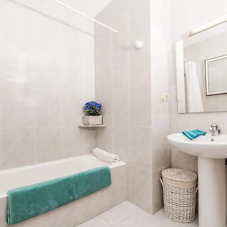 A Algemesi * Moraira