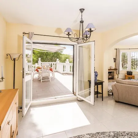 A Algemesi * Moraira