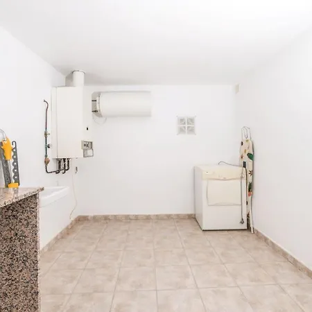 A Algemesi Appartement Moraira